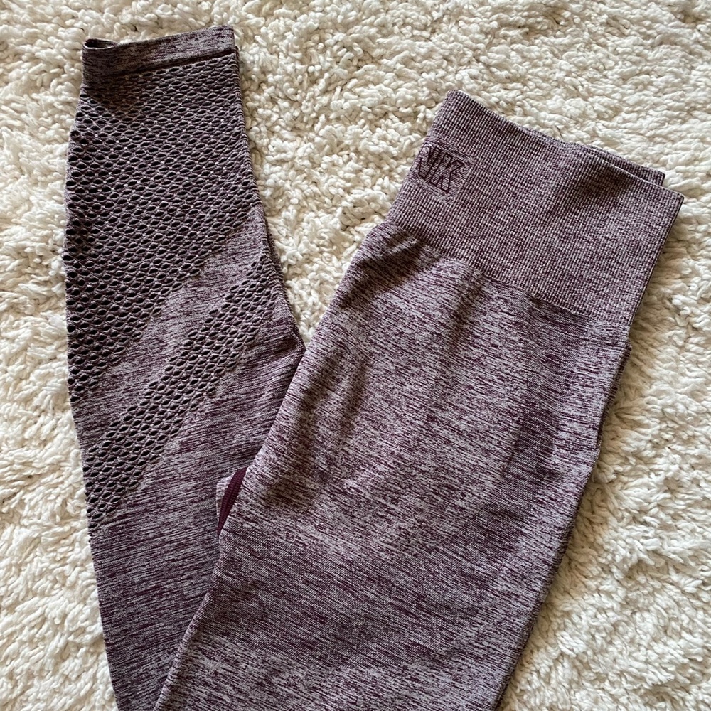 Pink Victoria’s Secret size medium seamless